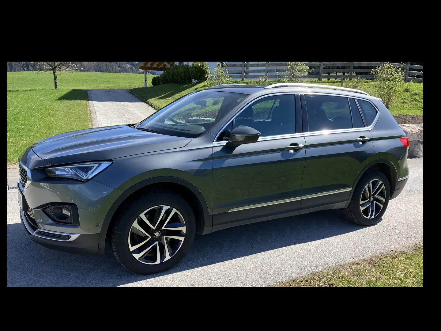 SEAT Tarraco Tarraco 2,0 TDI Xcellence DSG 4Drive Xcellence Grau - 1