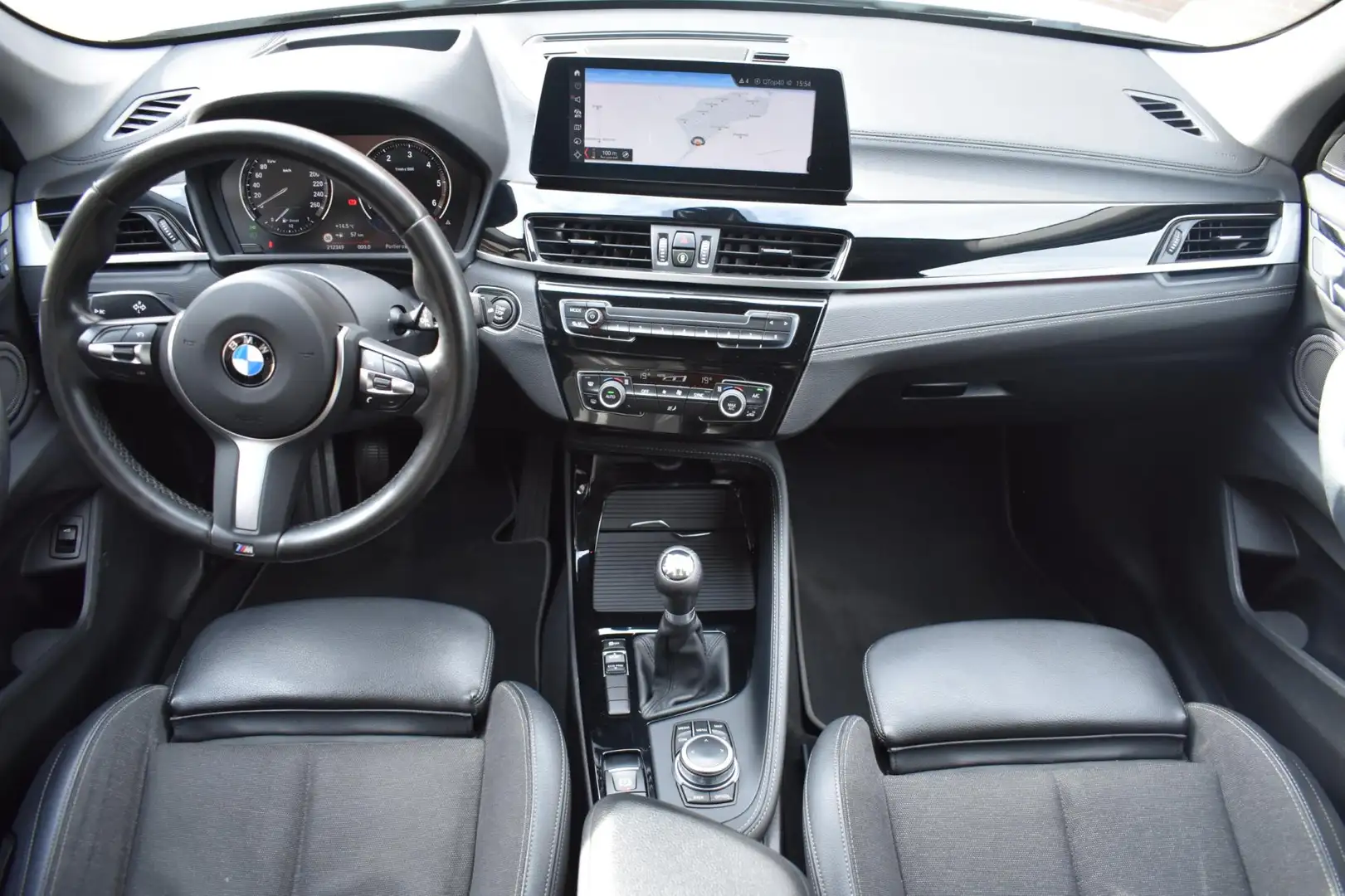BMW X1 SDrive18d Executive Edition '20 LED Clima Navi Cru Wit - 2