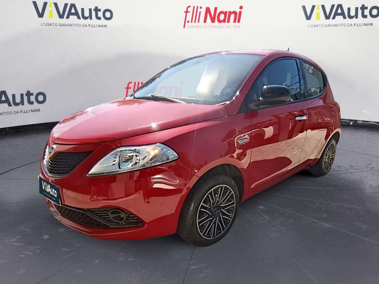 Lancia Ypsilon Ypsilon 1.0 firefly hybrid Silver s&s 70cv 5p.ti