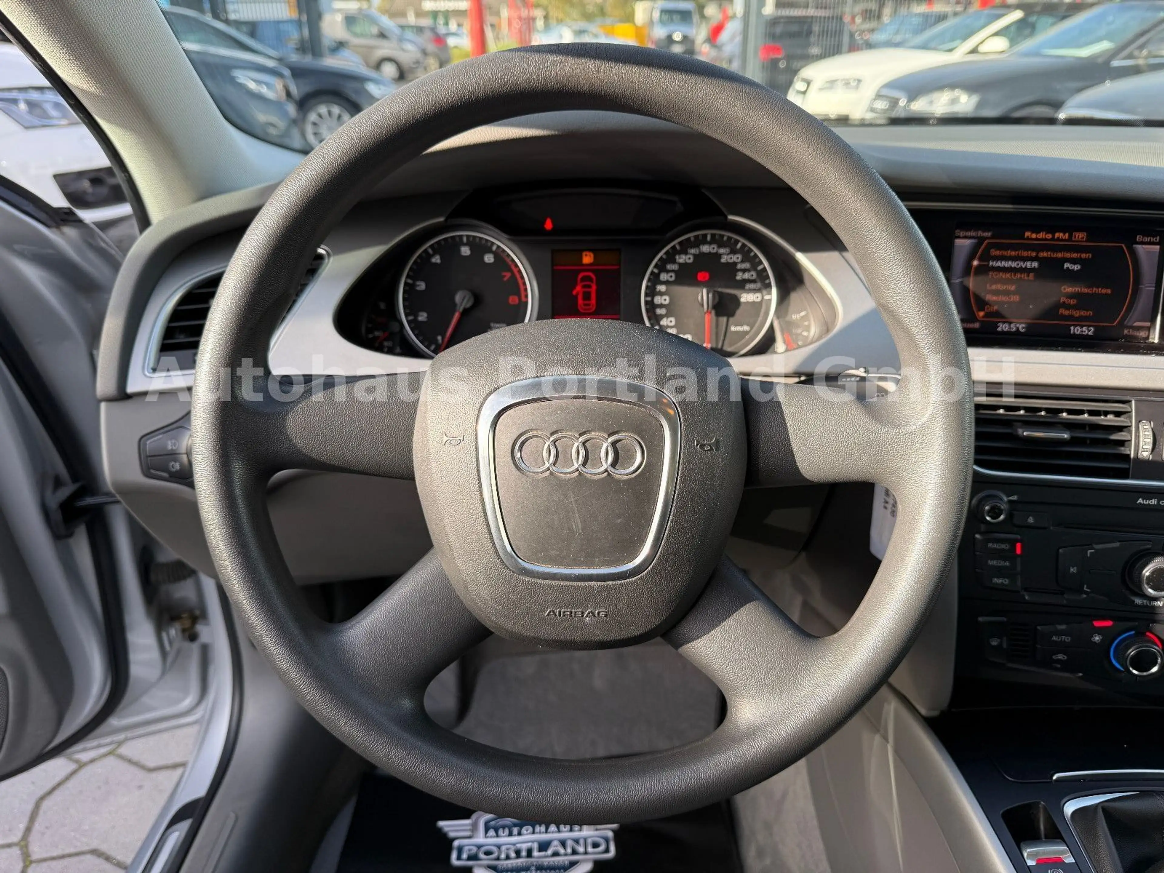 Audi A4 Lim. Attraction/PDC/17 Zoll/Isofix — photo 12