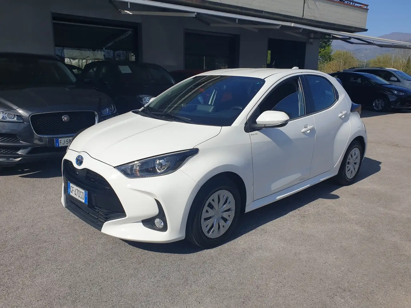 Toyota Yaris Yaris 1.5 Hybrid km 10.300!!! Blanc - 1