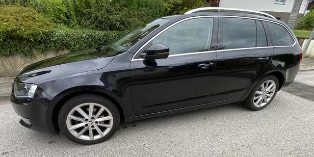 Skoda Octavia Octavia Combi 2.0 TDI Green tec DSGElegance