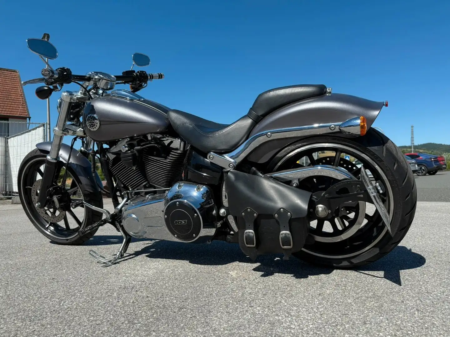 Harley-Davidson Breakout FXSB Motor 103 mit 5HD Kess Tech Grau - 2