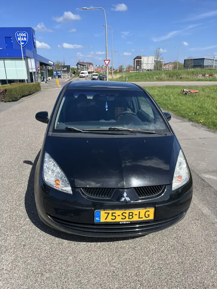 Mitsubishi Colt