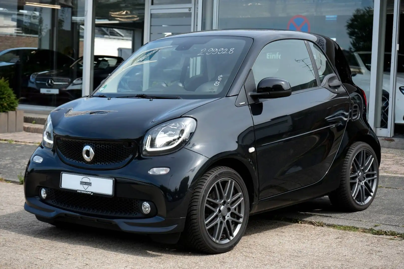 smart forTwo Coupe Passion BRABUS-PAKET|PANO|NAVI|JBL Noir - 2