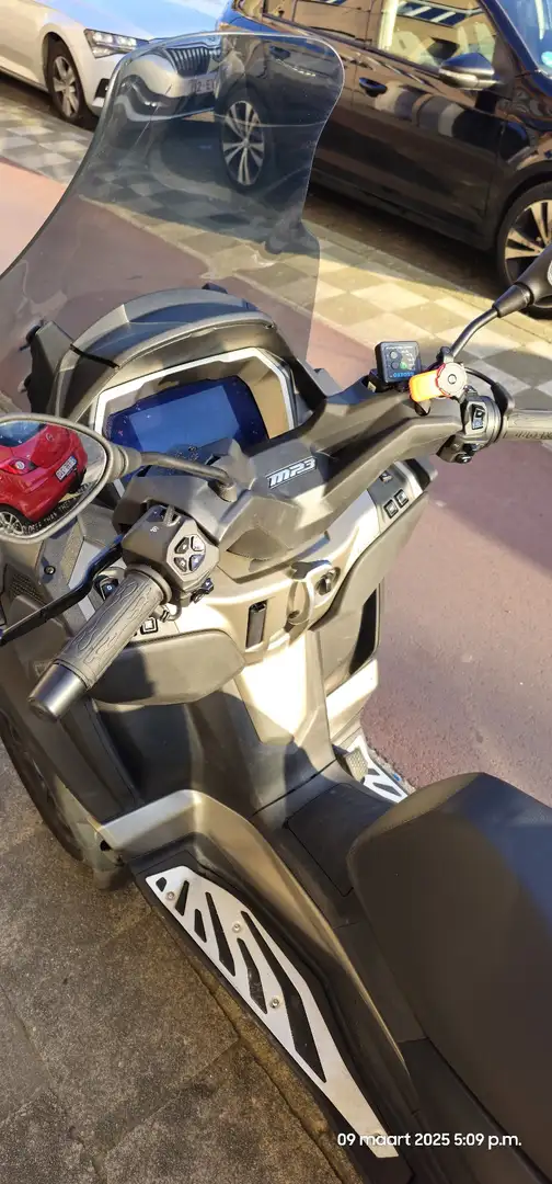 Piaggio MP3 530 Sport Negru - 2