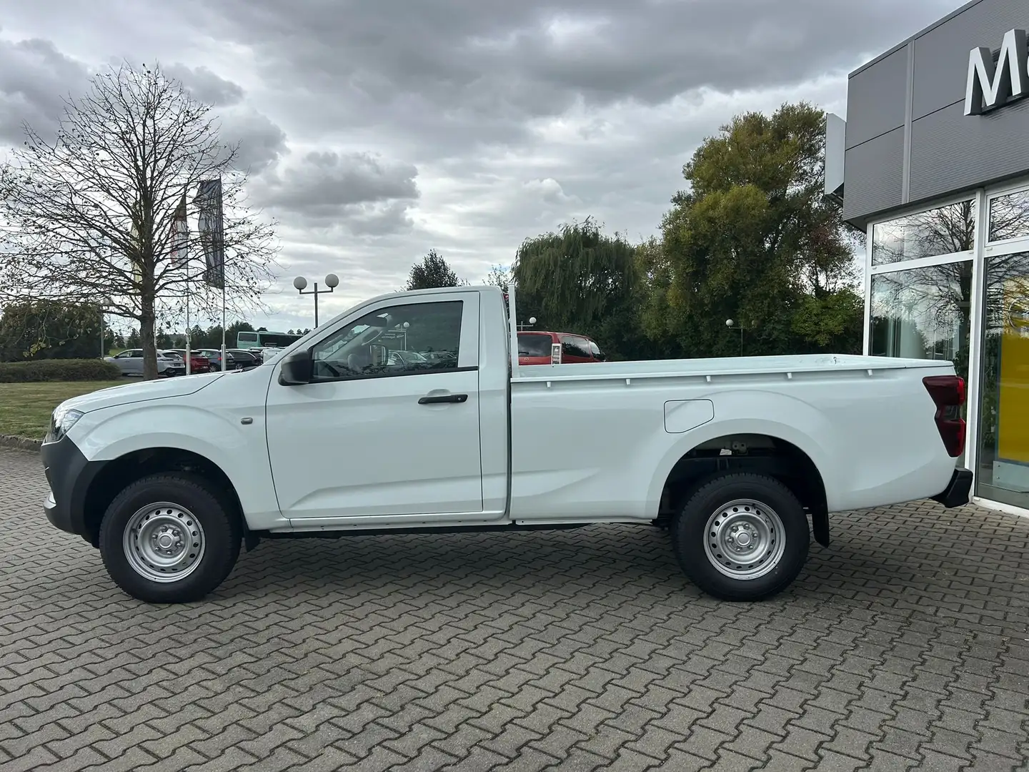 Isuzu D-Max SingleCab L 4x4 Automatik *AHK*/*Laderaumwanne* Weiß - 2