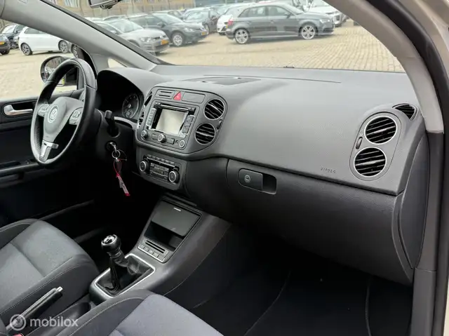 Volkswagen Golf Plus view 13