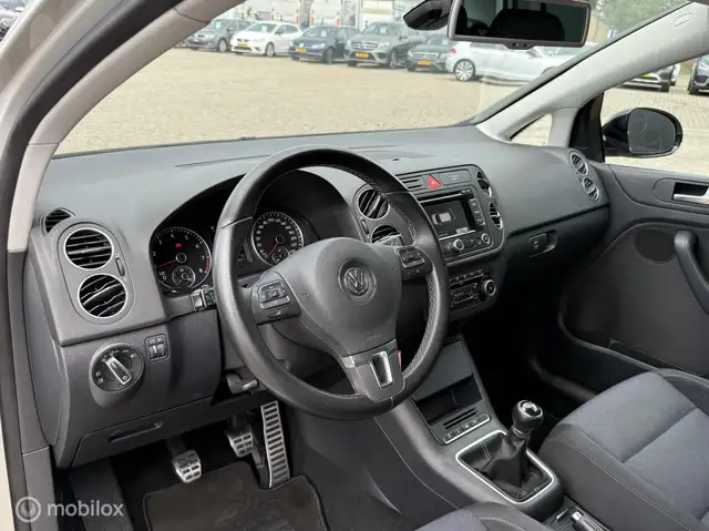 Volkswagen Golf Plus view 11