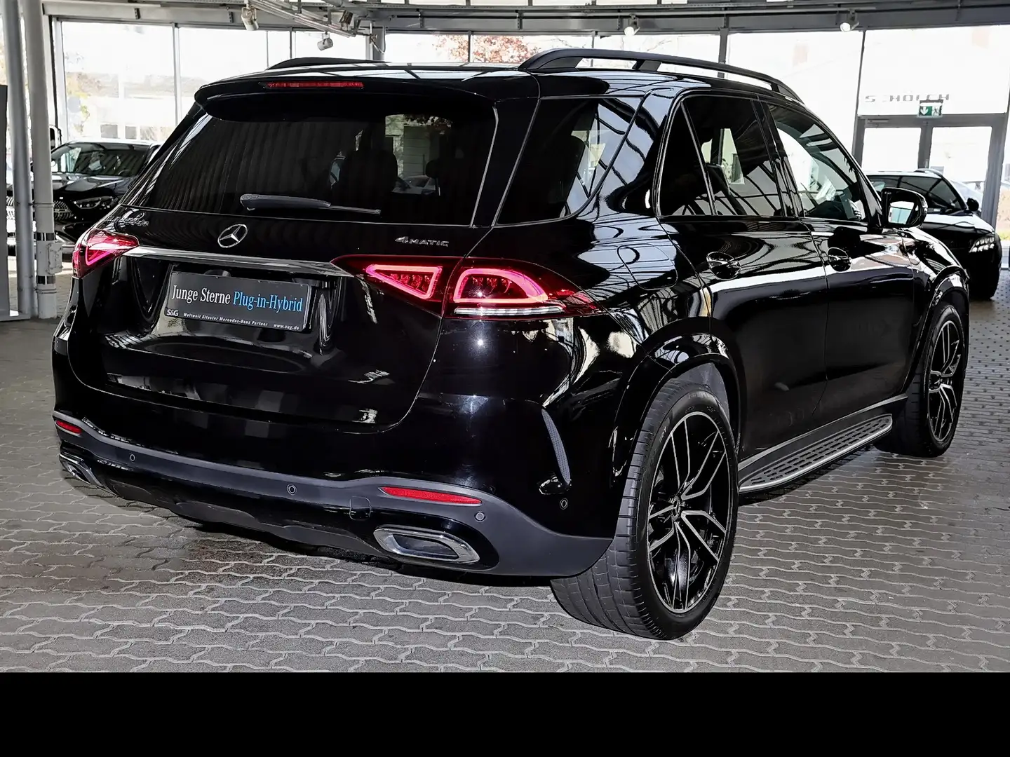 Mercedes-Benz GLE 350 de 4M AMG Night+360°+MBUX+Pano+LED+22 Noir - 2