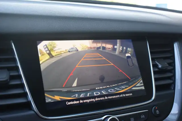 Opel Grandland X view 9