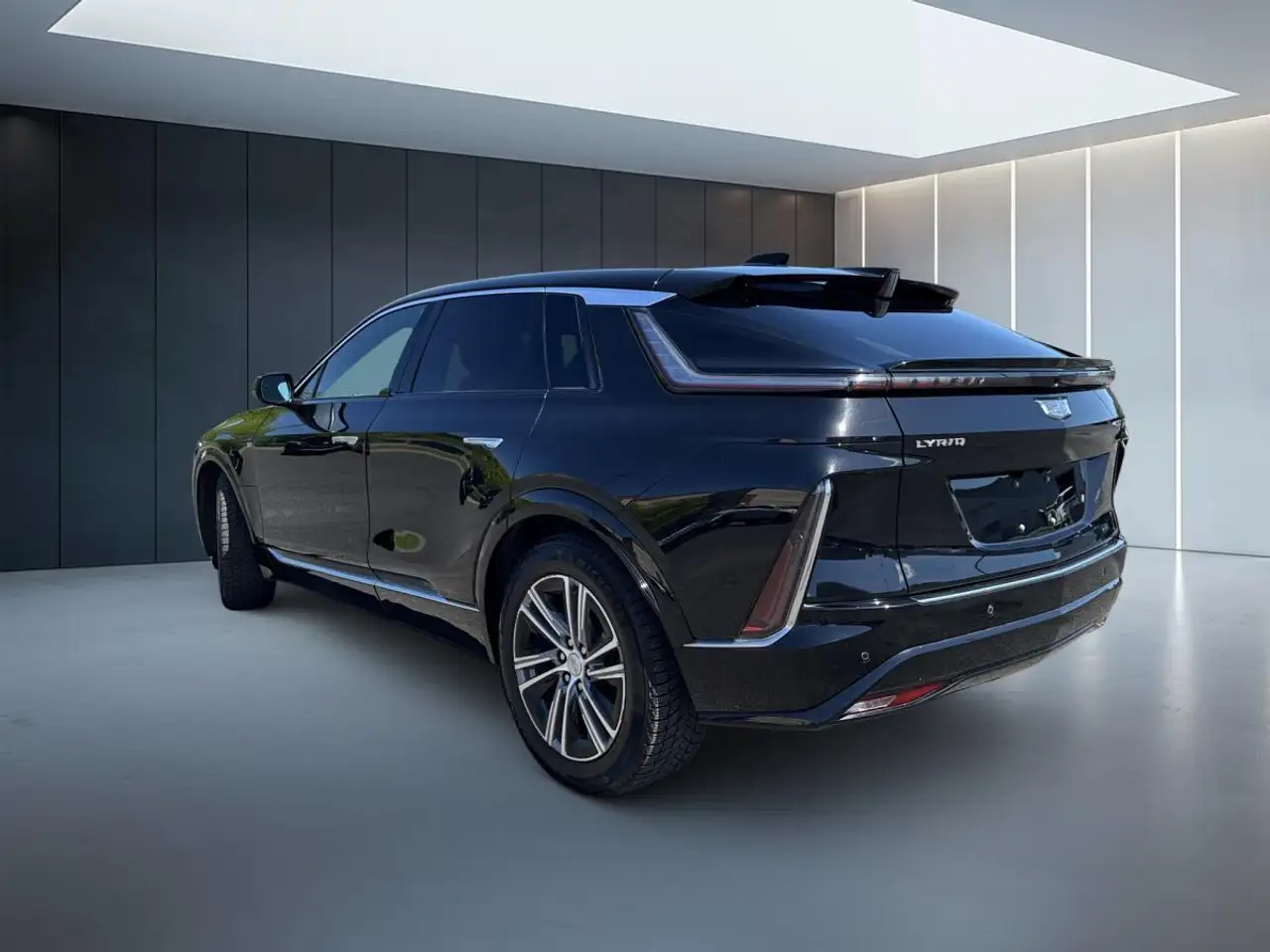 Cadillac Lyriq снимка Cadillac Lyriq