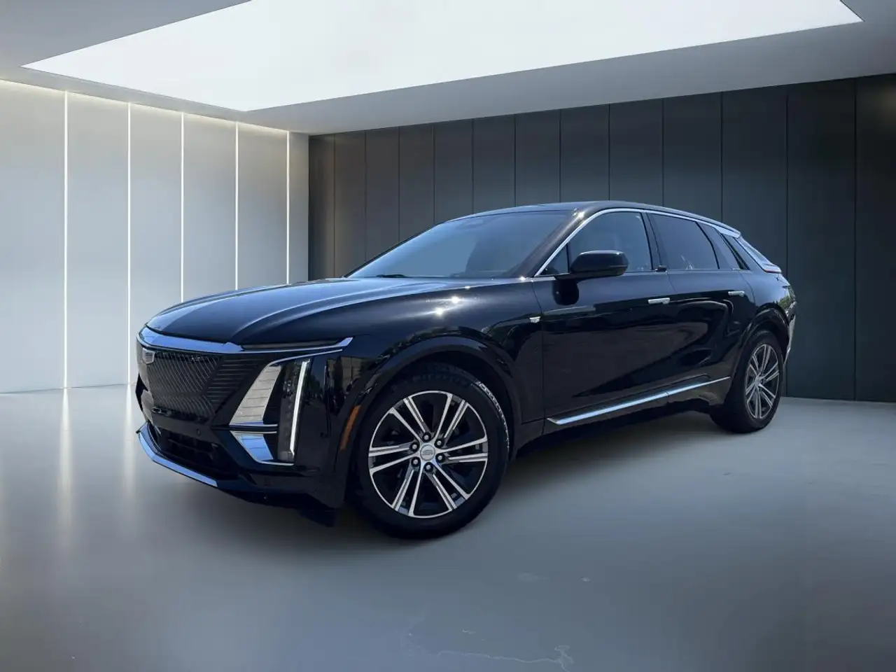 2023 Cadillac Lyriq