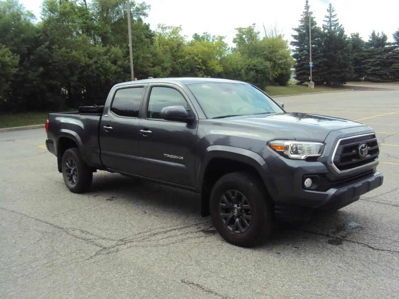 Toyota Tacoma снимка Toyota Tacoma