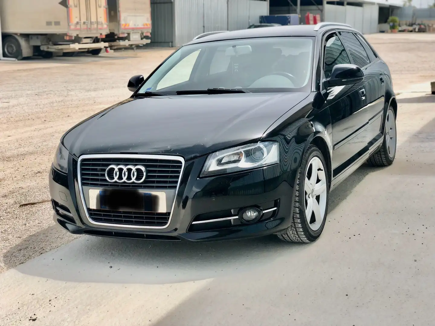 Audi A3 Sportback 1.9 tdie Attraction fap Nero - 1