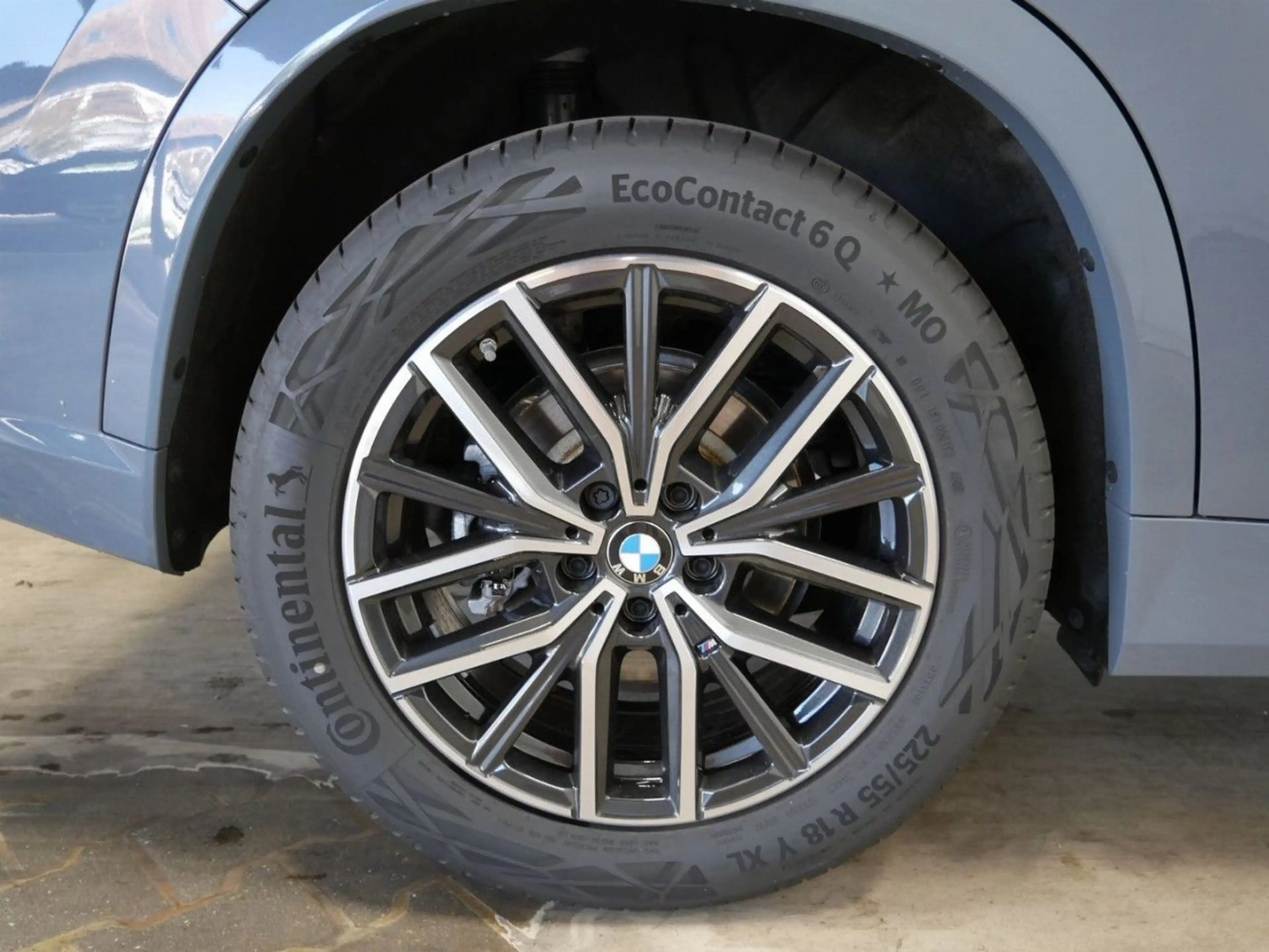 BMW X1 xDr.20d M Sport Leder HUD AktivS+Mass.ACC AHK — photo 6