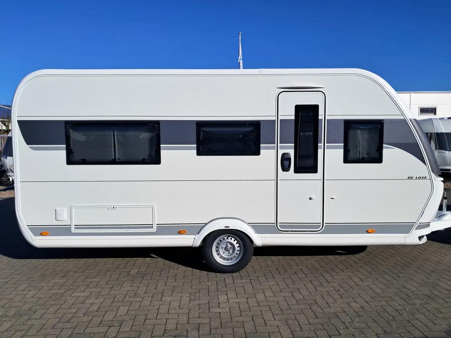 Hobby De Luxe 460 LU *Modell 2025* Weiß - 2