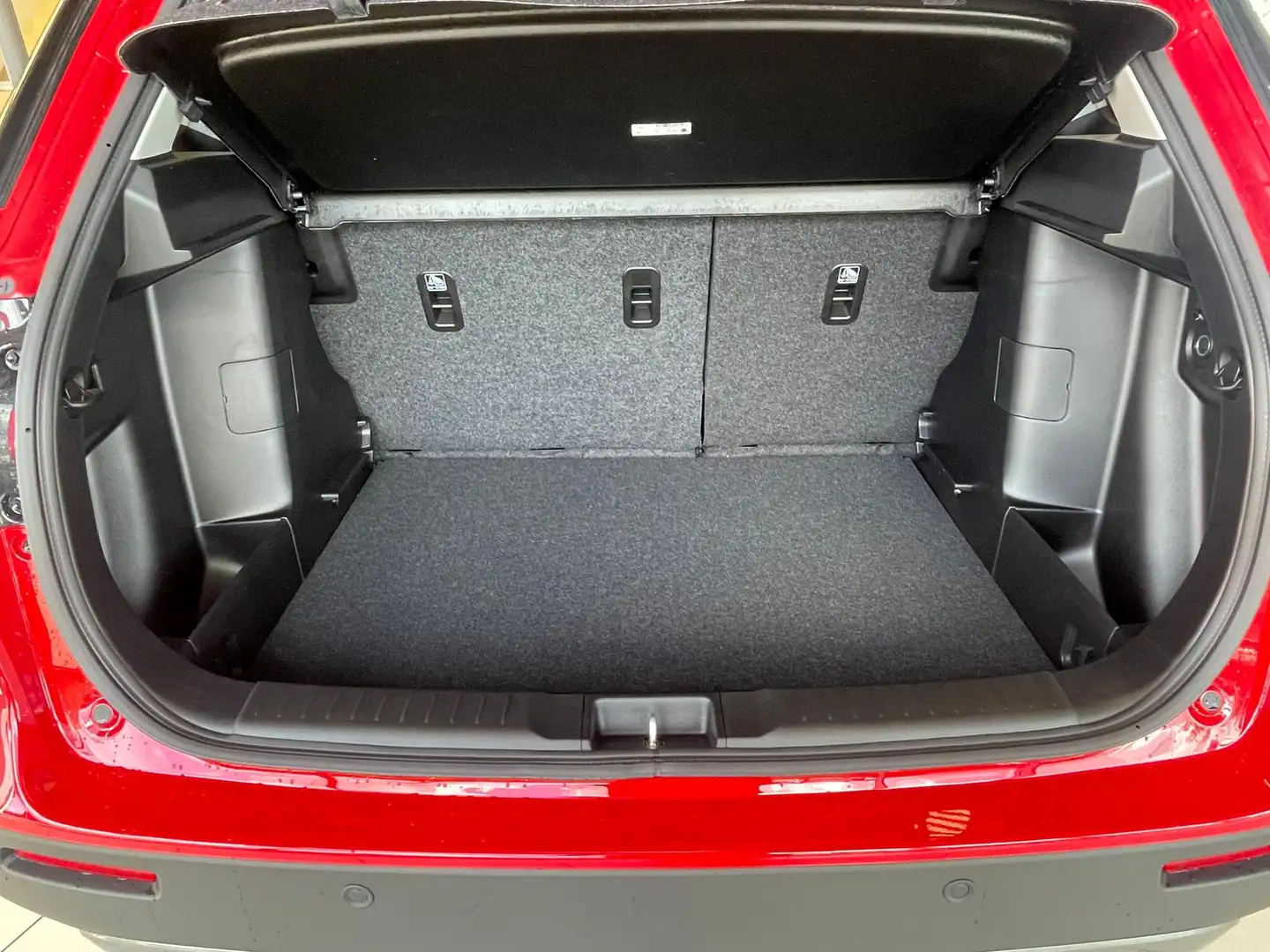 Suzuki Vitara 1.4 Mild-Hybrid Comfort+ 4x4 Rot - 2