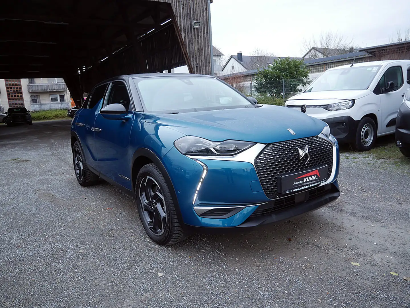 DS Automobiles DS 3 Crossback PureTech 130 So Chic ACC HUD Blau - 2