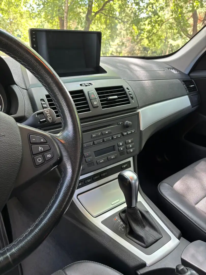 BMW X3 2.5 Zwart - 2