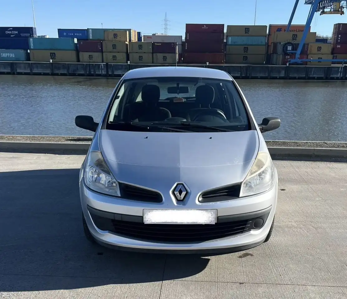 Renault Clio Estate 1.2 16V 75 eco2 Authentique
