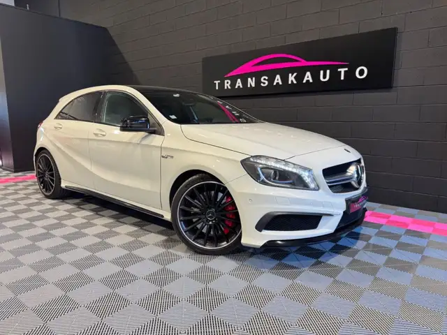 Mercedes-Benz A 45 AMG 45 AMG 4-Matic Speedshift DCT