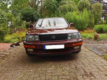 LS 400