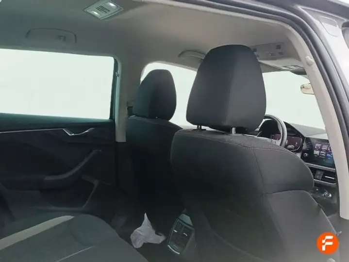 Škoda Kamiq 1.0 TSI Style 2023, foto 19