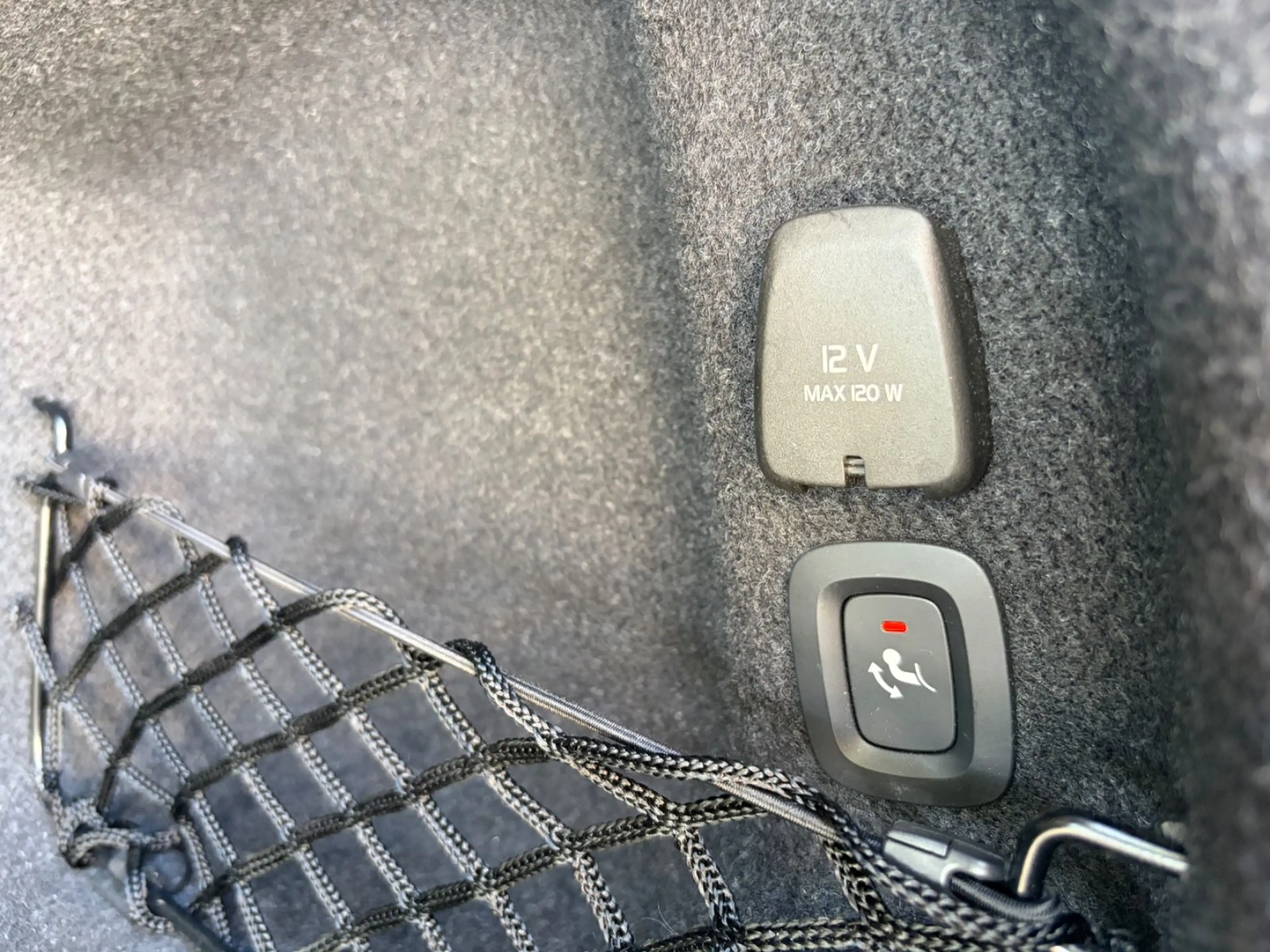 Volvo S90 Lim. R Design LED ACC HuD SD Kam Memo B&W — photo 10
