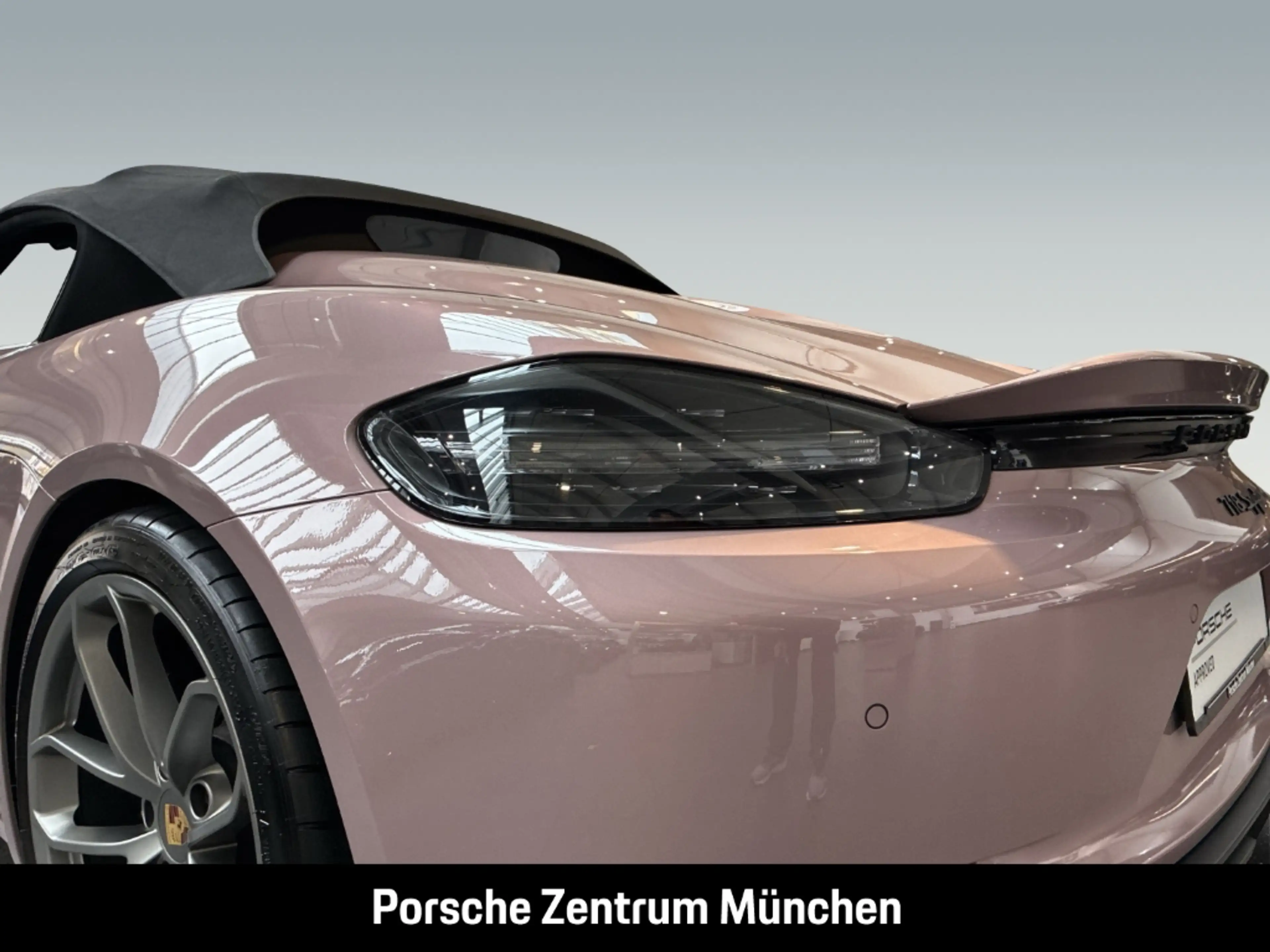 Porsche 718 Spyder — photo 10