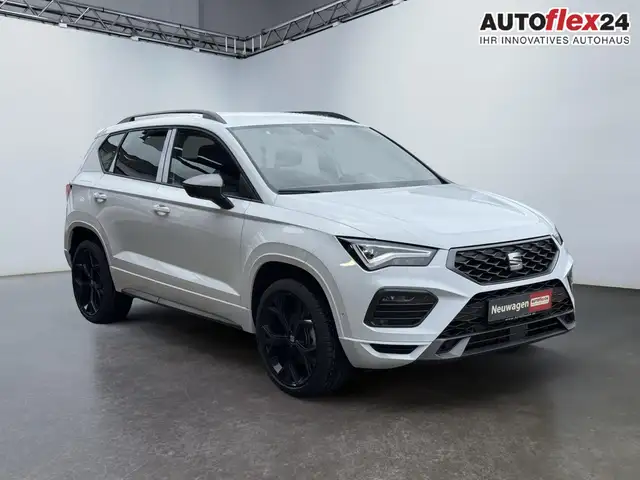SEAT Ateca 1.5 TSI DSG FR Black Edition 19Z AHK PDC SHZ Na...