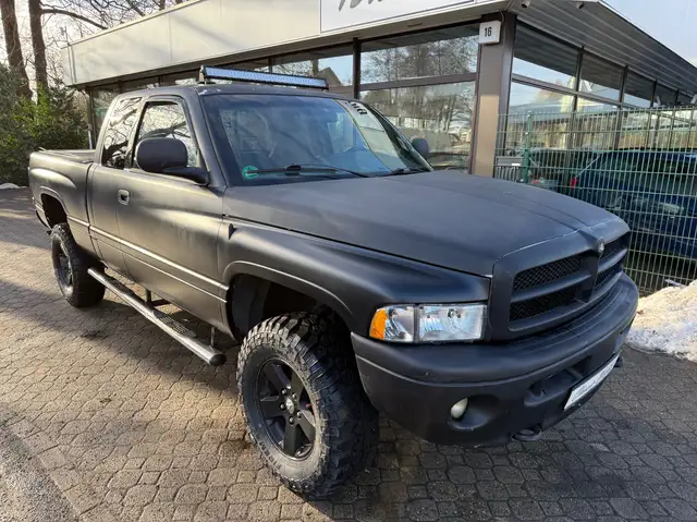 Dodge RAM 1500 *LPG-Gasanlage*Allrad*AHK*MFL*Klima*3.Hand*