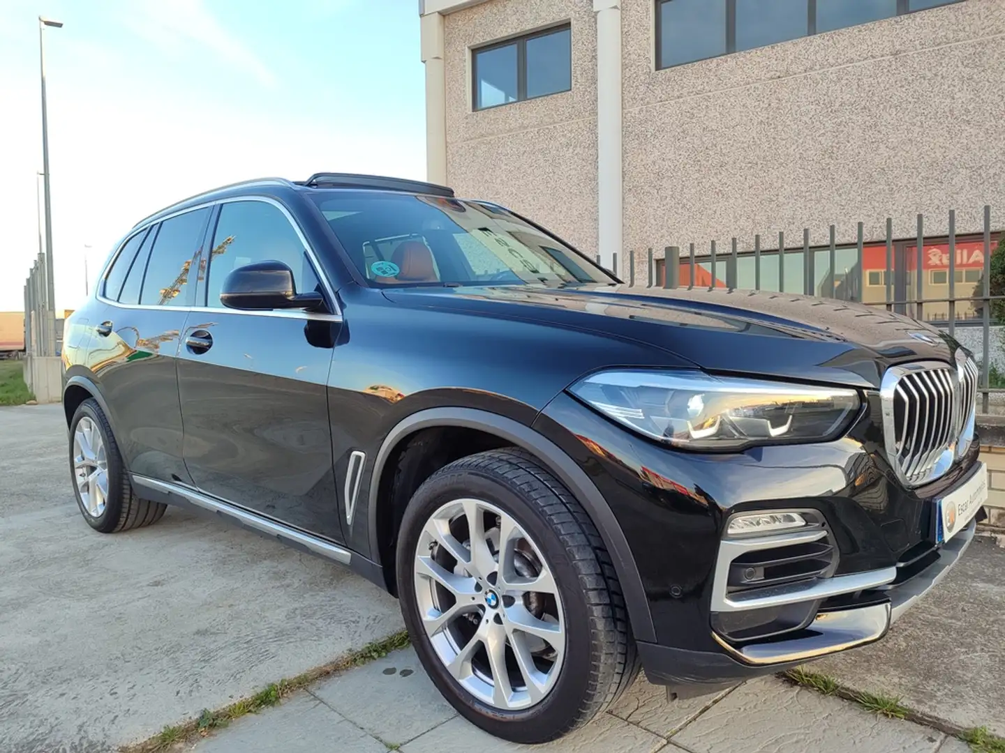 BMW X5 xDrive 25dA Negro - 1