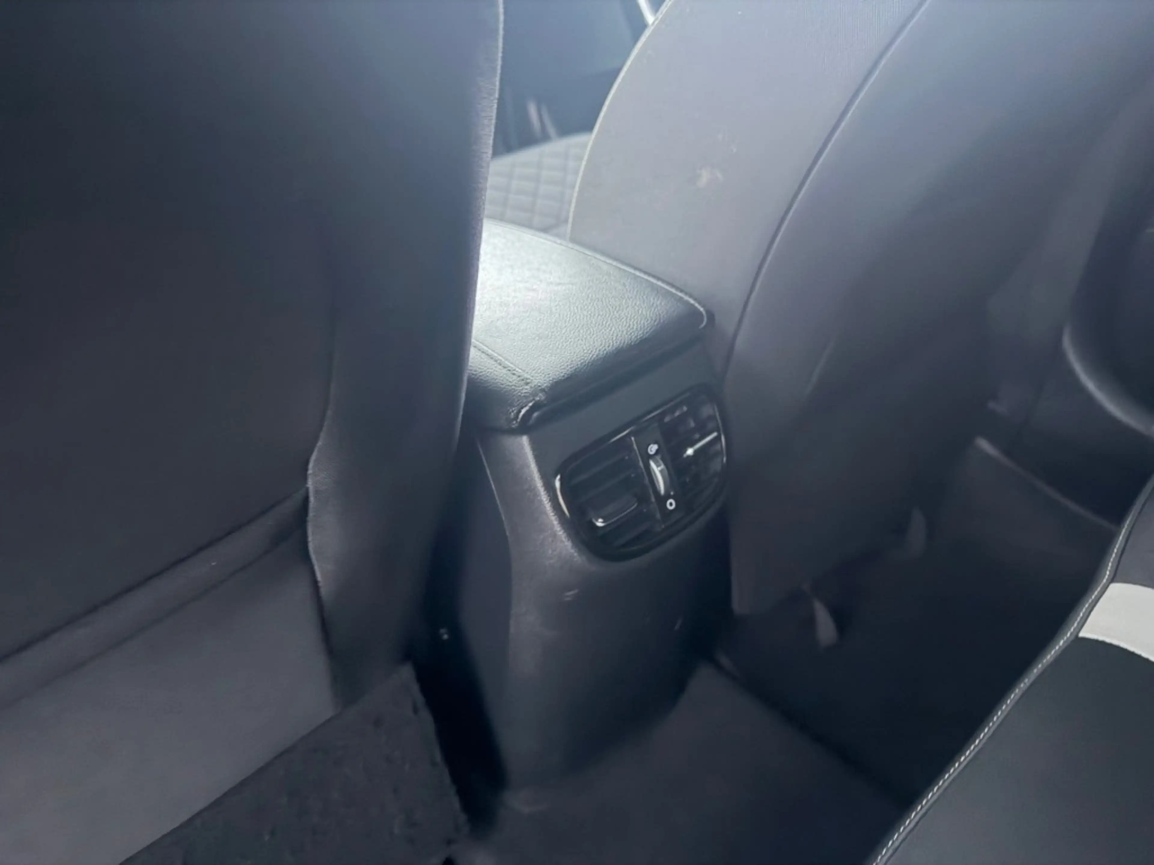 Kia Ceed / cee'd 1.0 T-GDI GT-LINE BUSINESS EDITION NAVI AIRCO/ECC — photo 40