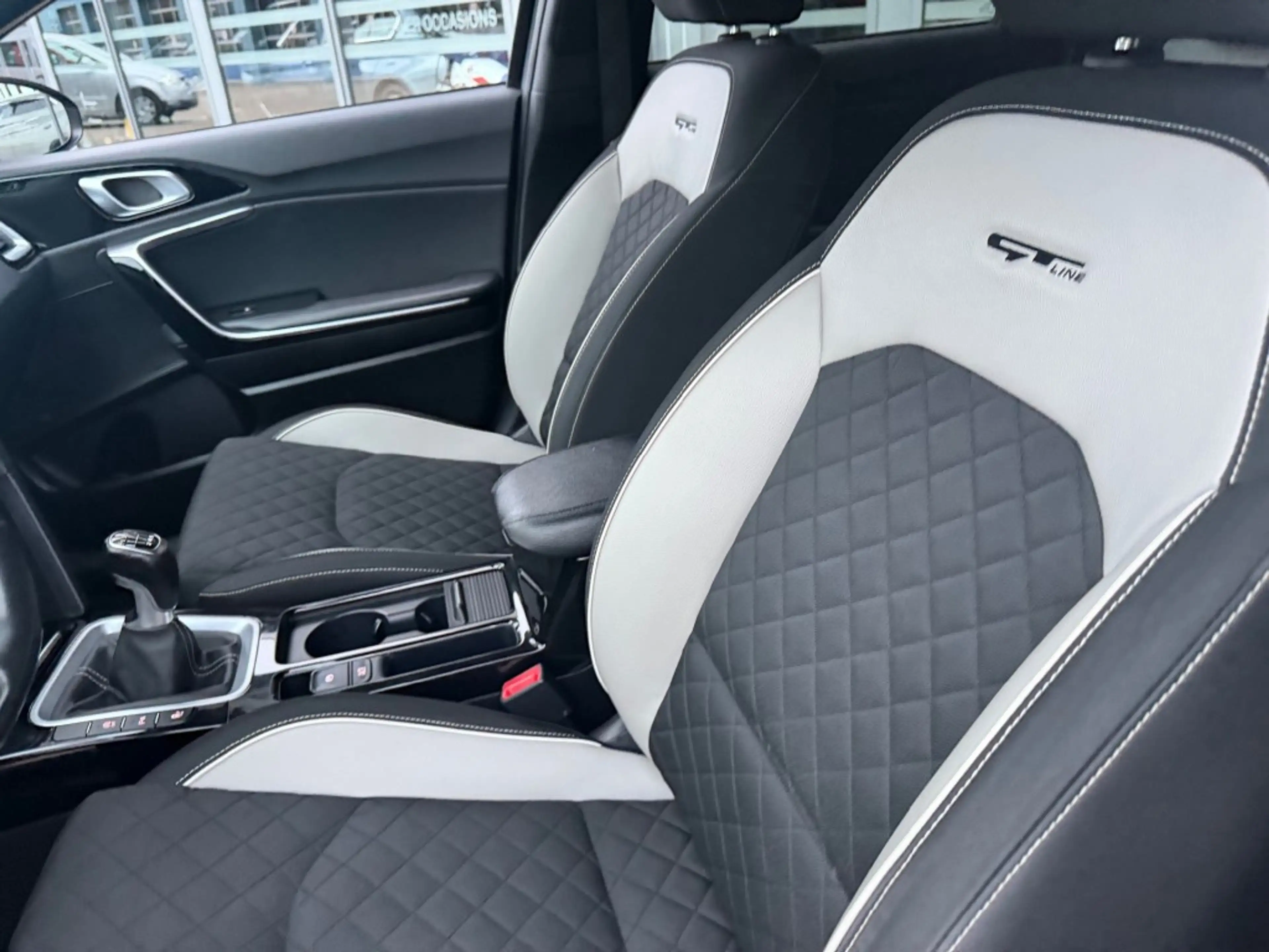 Kia Ceed / cee'd 1.0 T-GDI GT-LINE BUSINESS EDITION NAVI AIRCO/ECC — photo 43