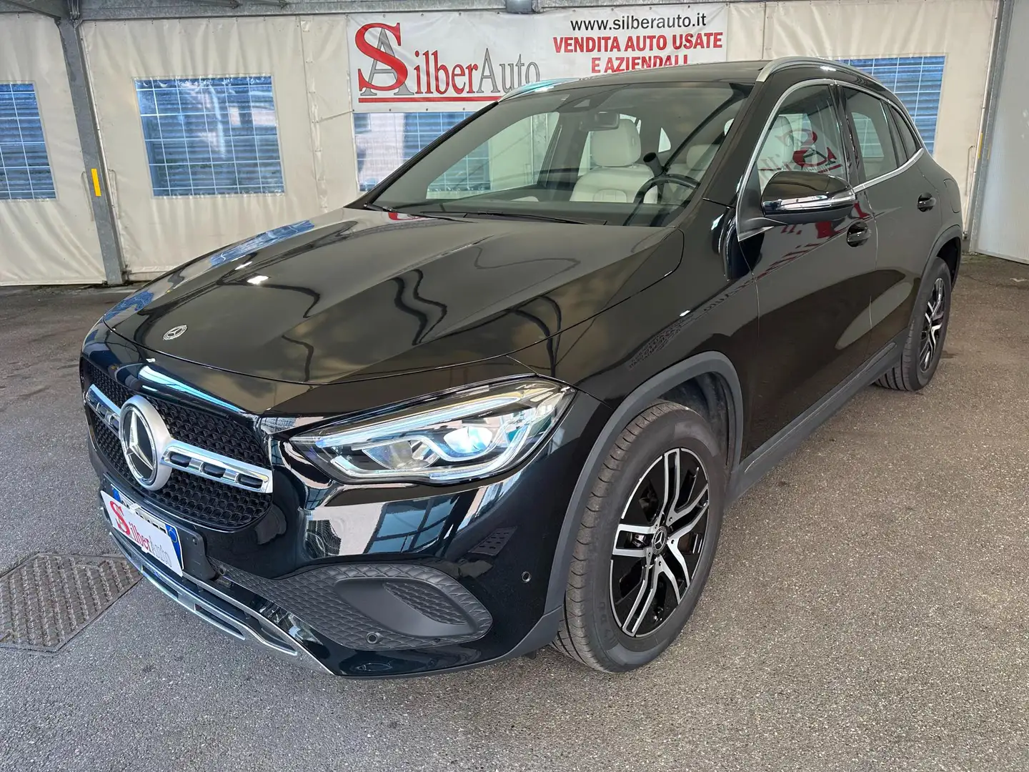 Mercedes-Benz GLA 180 180 d Sport Plus automatico "TETTO PANORAMA" Nero - 1