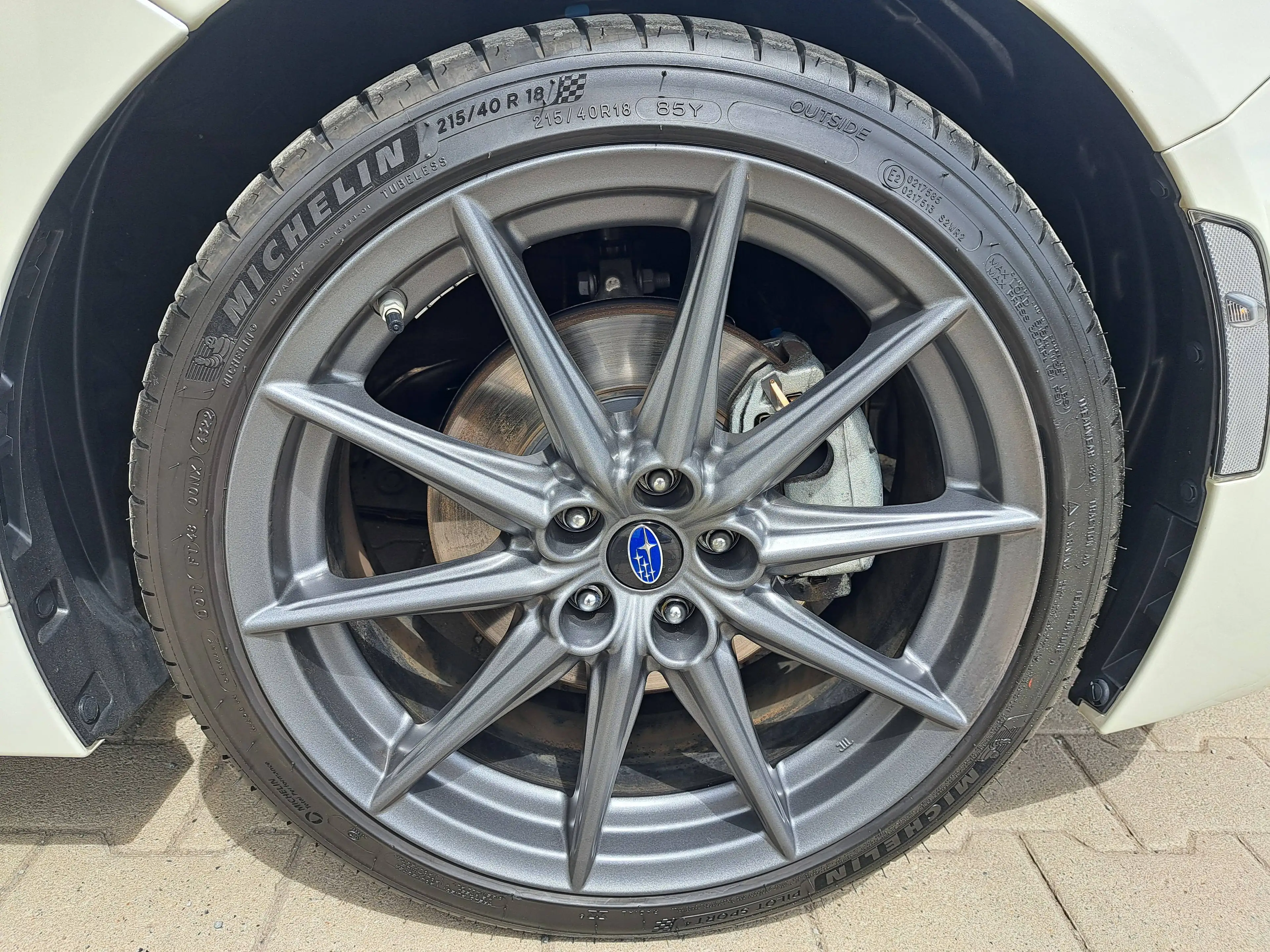 Subaru BRZ 2.4i Sport*Schalter*1.Hand*11Tkm — photo 9