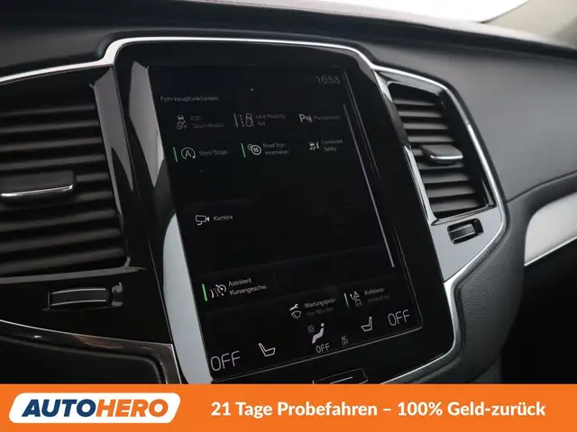 Volvo XC90 view 22