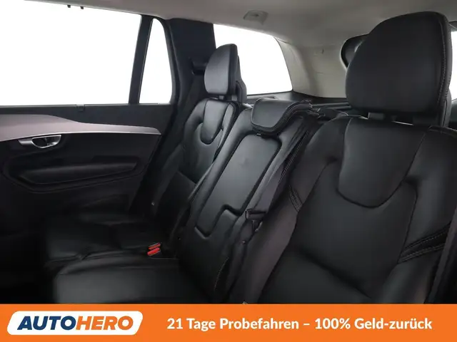 Volvo XC90 view 14