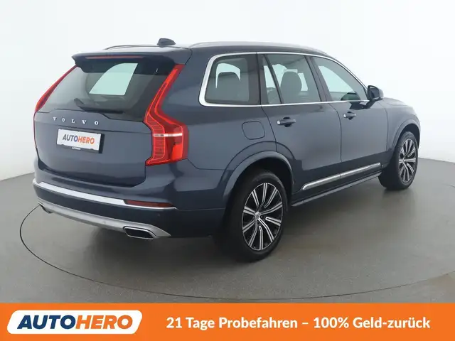 Volvo XC90 view 6