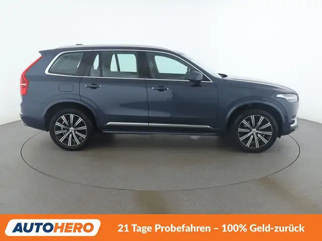 Volvo XC90 view 7