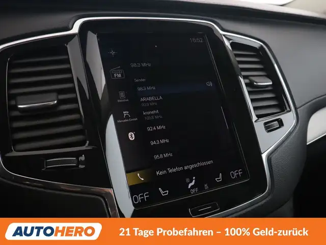 Volvo XC90 view 23