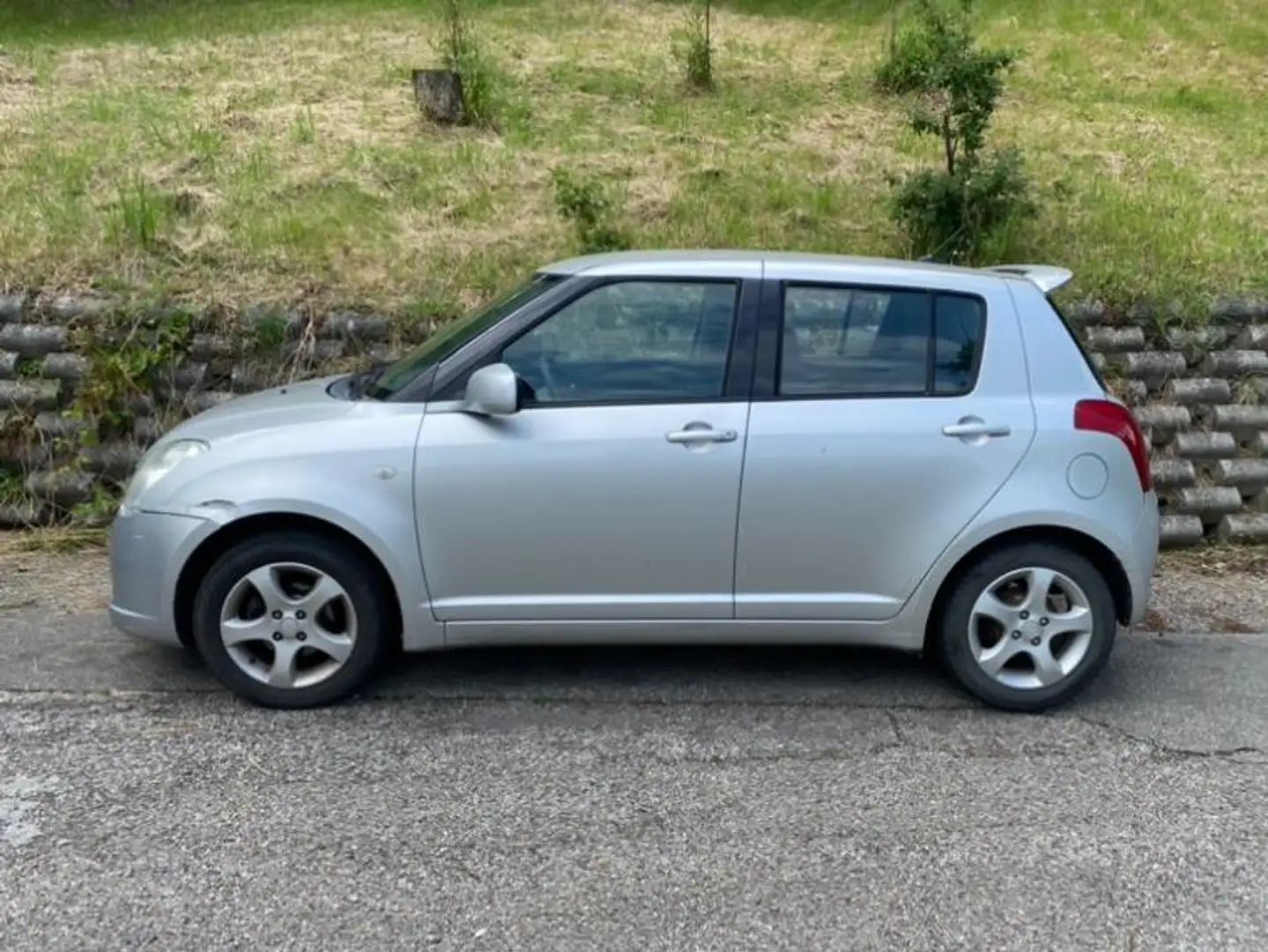 Suzuki Swift Swift IV 2005 5p 1.3 16v GL 4x4 Grigio - 2