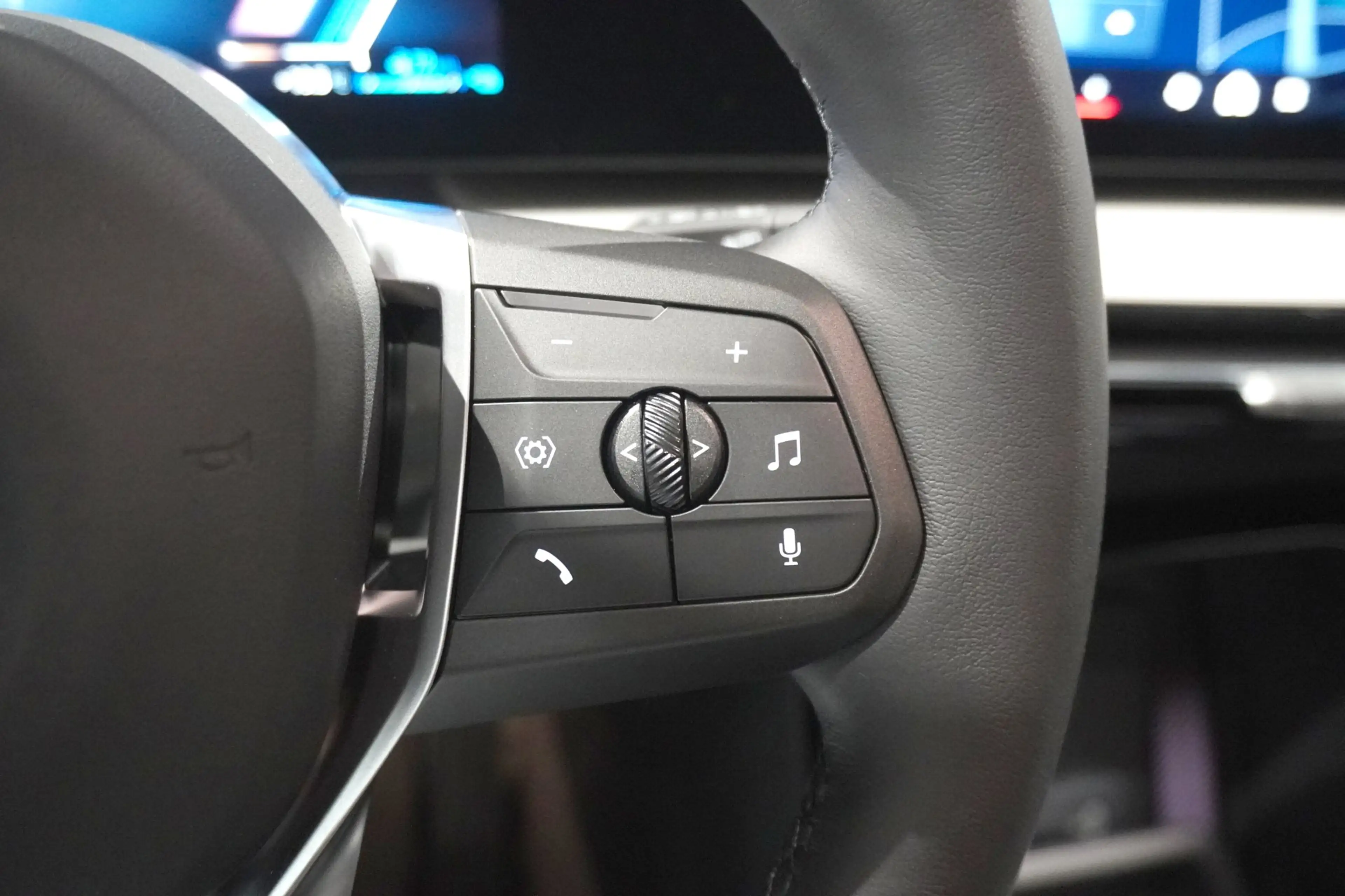 BMW X1 xDrive25e — photo 15
