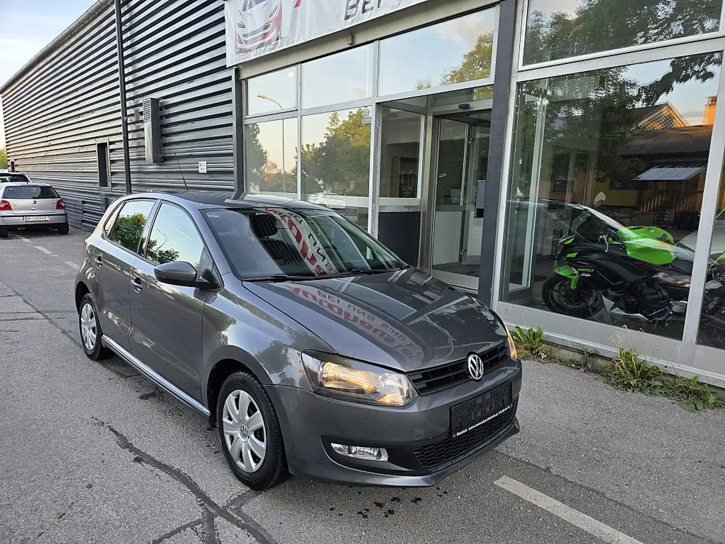 Volkswagen Polo Trendline 1,2 TDI DPF Silber - 1