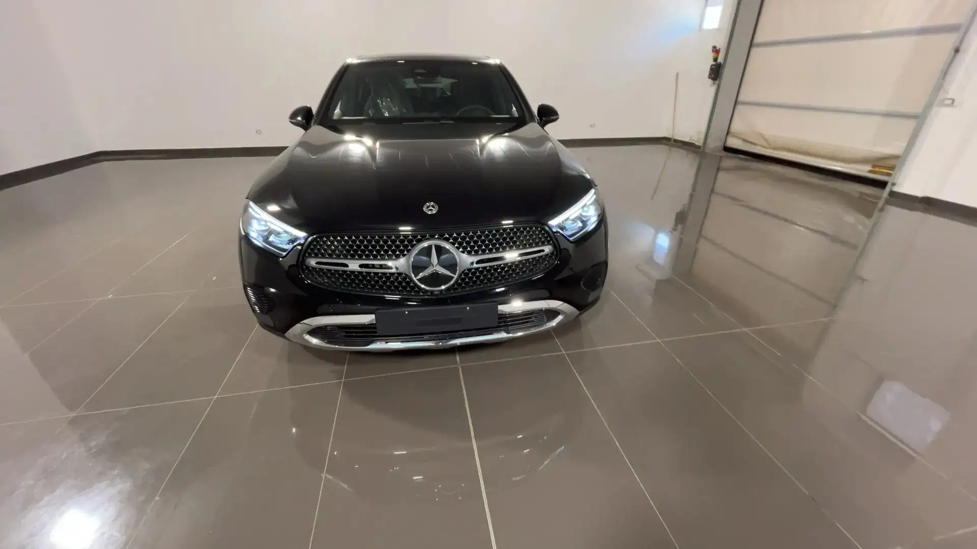 Mercedes-Benz GLC 220 GLC Coupe 220 d Advanced 4matic auto Černá - 2