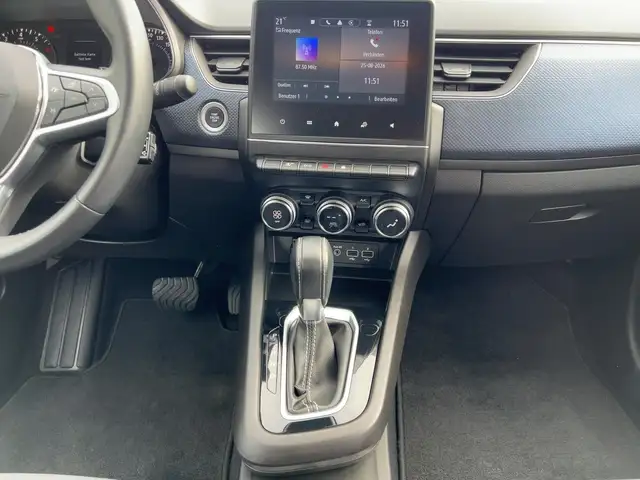 Renault Arkana view 12