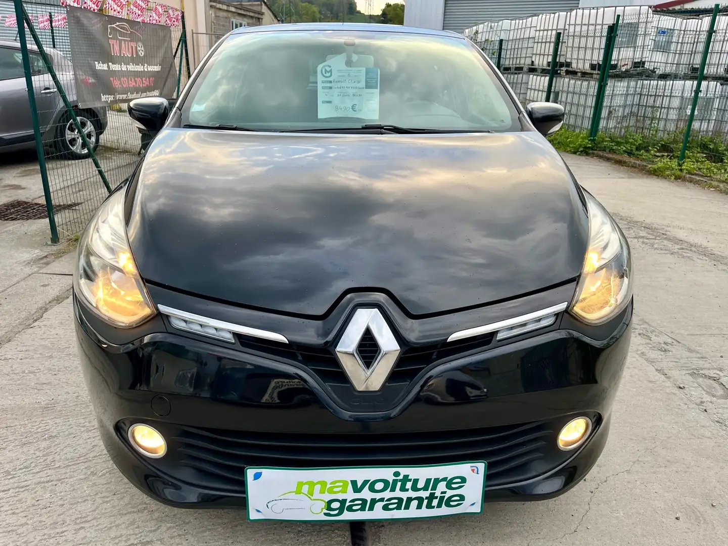 Renault Clio 4 1.2 16V 75 Ch Limited Garantie 6 Mois Zwart - 2