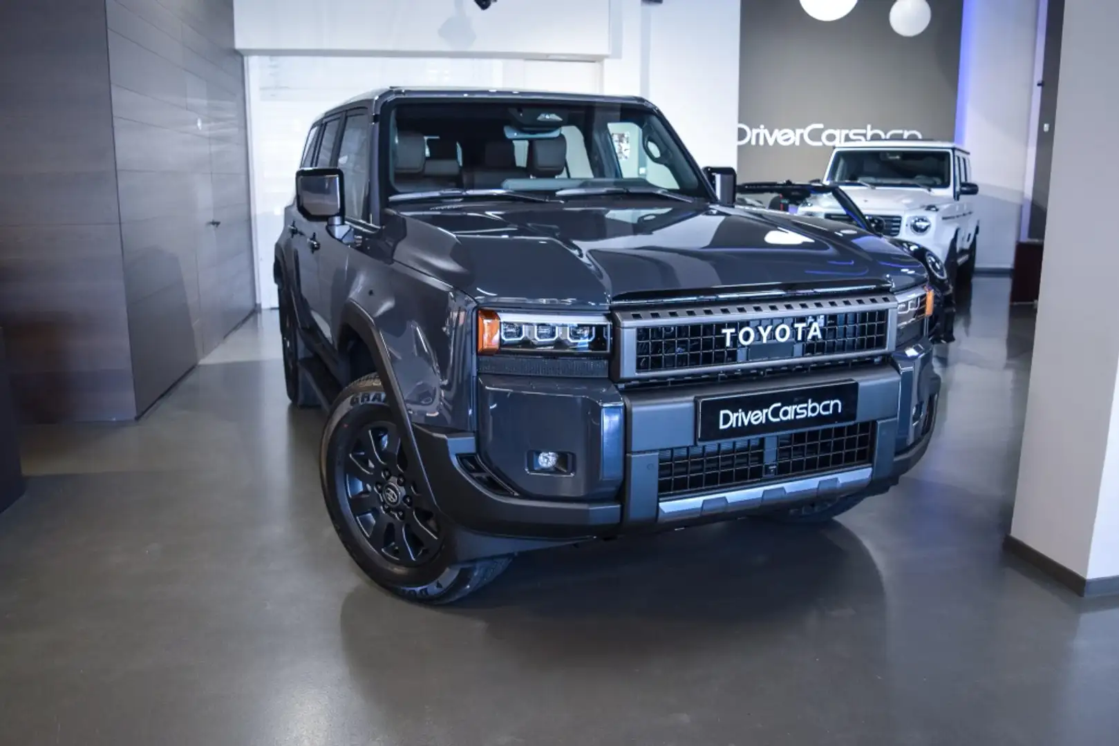 Toyota Land Cruiser 250 Hibrido VX Aut. Grau - 1