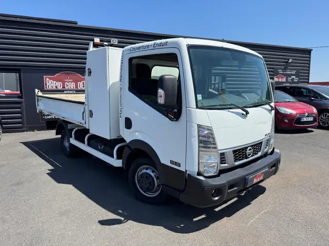 Nissan Cabstar BENNE COFFRE  GARANTIE 3 MOIS*